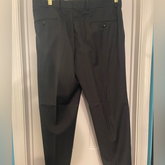 Jos A Bank Travelers Trousers Slim Fit - Picture 2 of 4